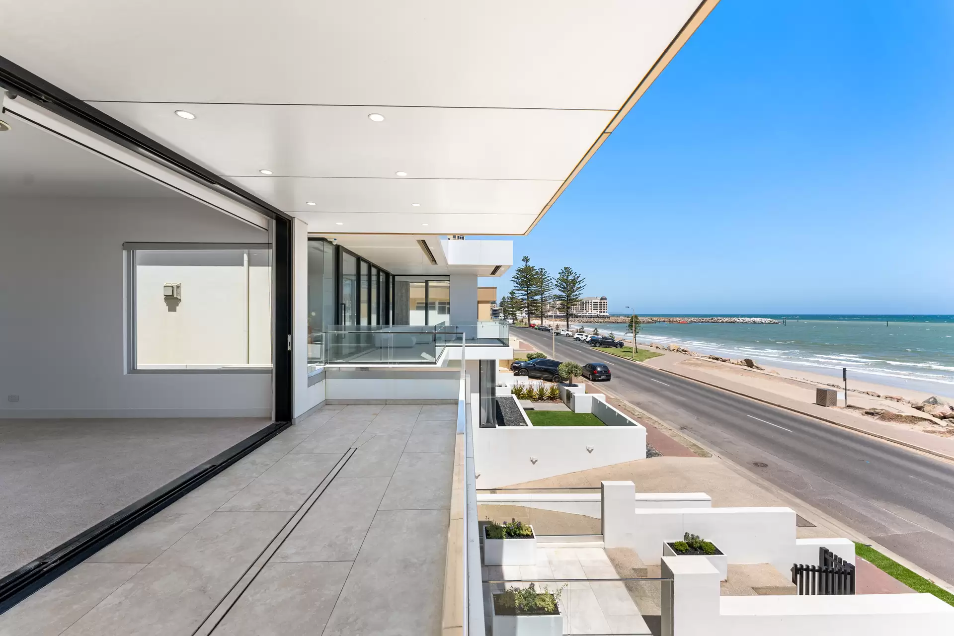 21 North Esplanade, Glenelg North Sold by Giordano & Partners - image 12