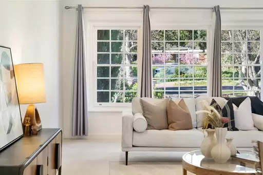 11 Sunnyside Road, St Georges Sold by Giordano & Partners