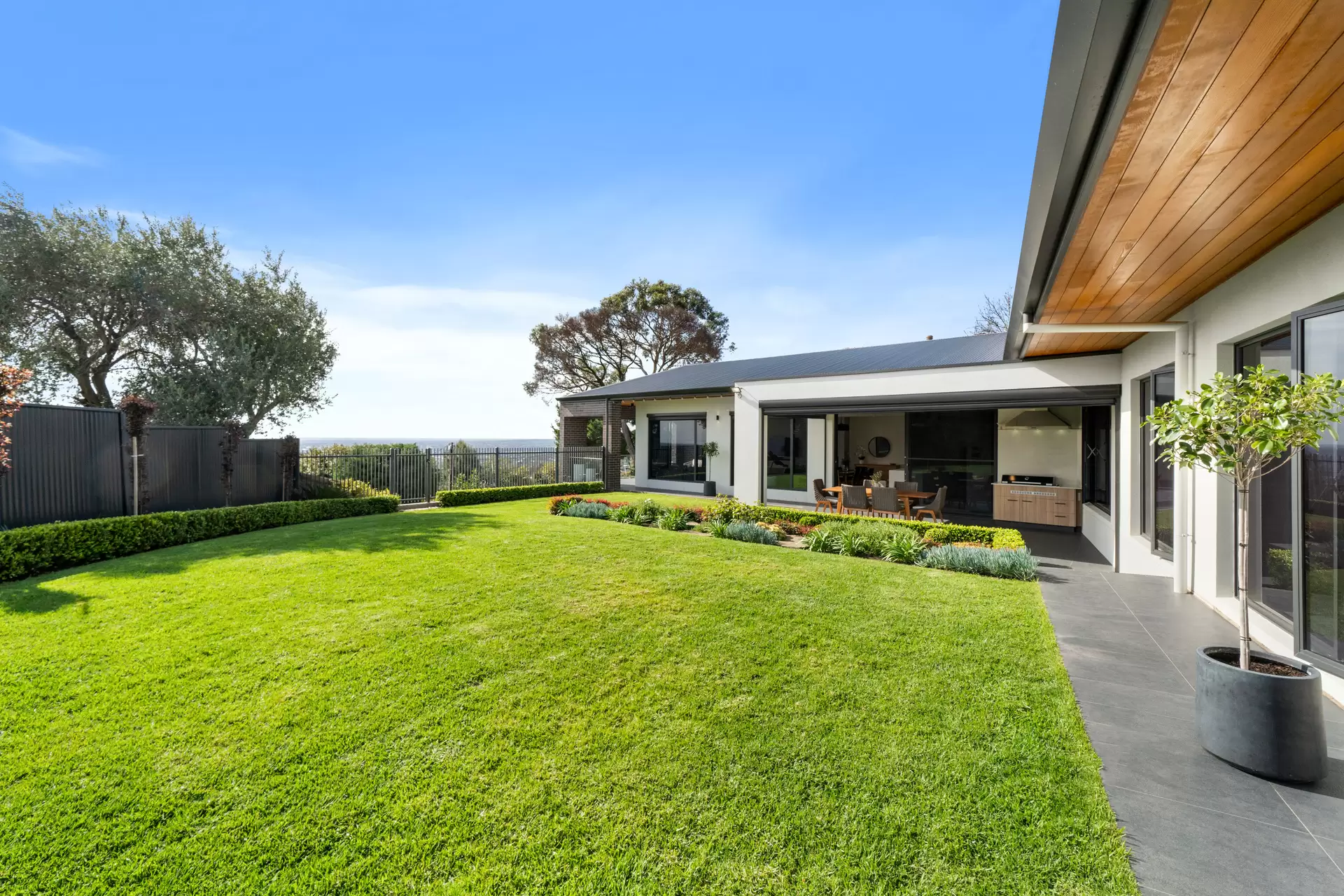 13 Redounau Crescent, Wattle Park Sold by Giordano & Partners - image 4