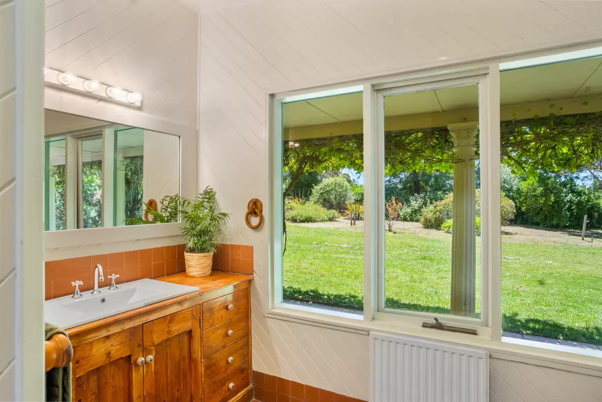 772 Range Road, The Range Sold by Giordano & Partners - image 12