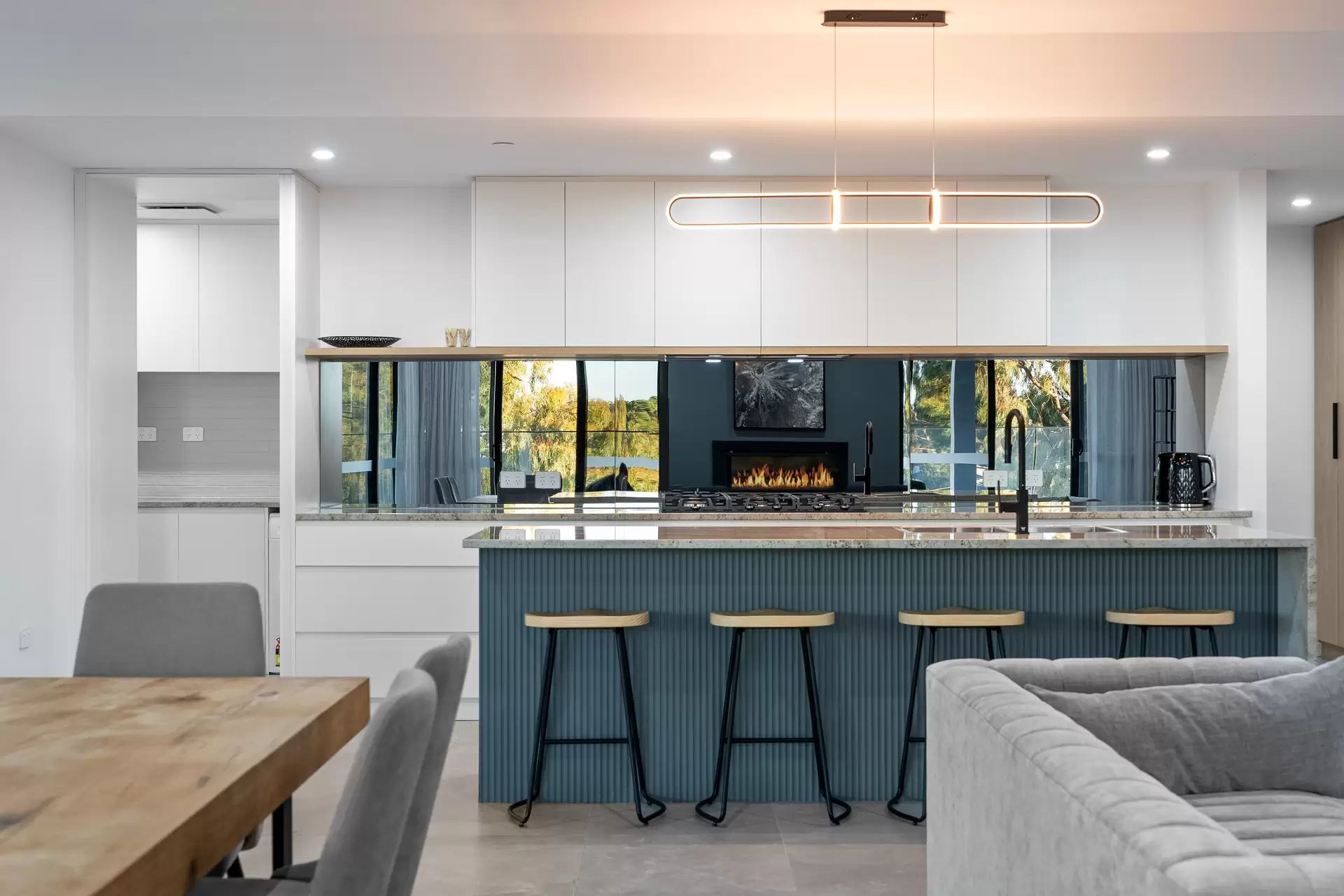 Penthouse/2/483 North East Road, Hillcrest Leased by Giordano & Partners - image 11