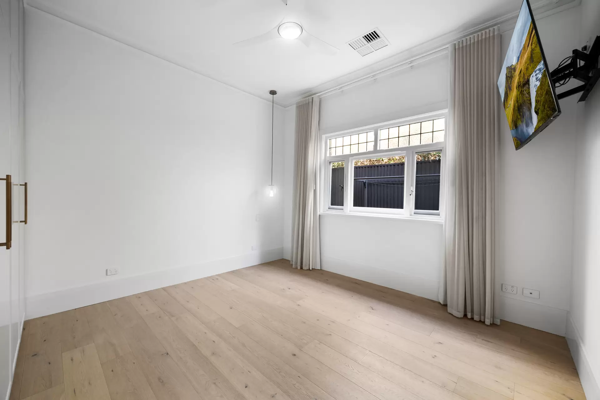 14 Phillips Street, Kensington Leased by Giordano & Partners - image 10