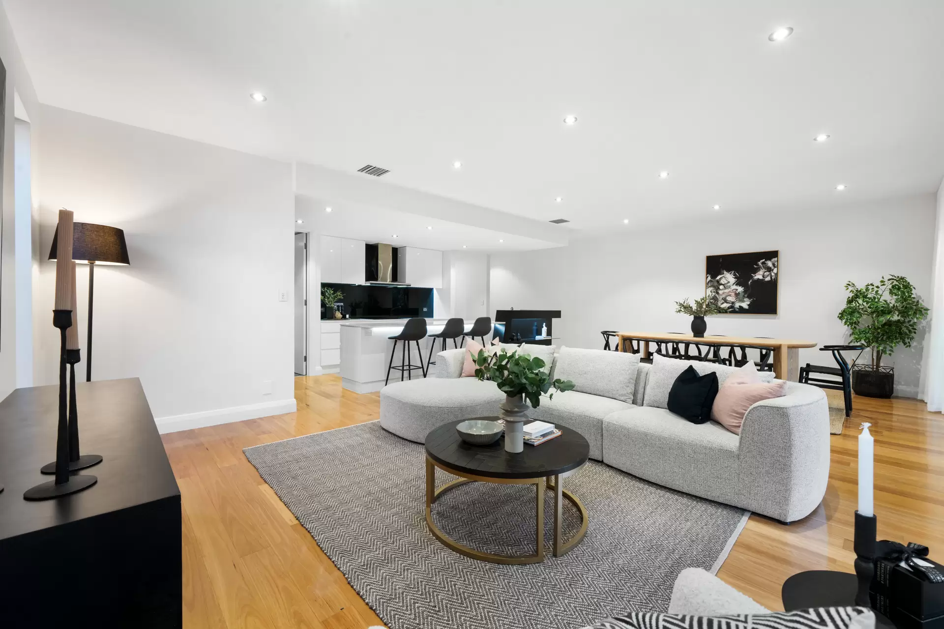 7 & 7a Way Avenue, Myrtle Bank Sold by Giordano & Partners - image 15