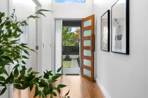 7 & 7a Way Avenue, Myrtle Bank Sold by Giordano & Partners