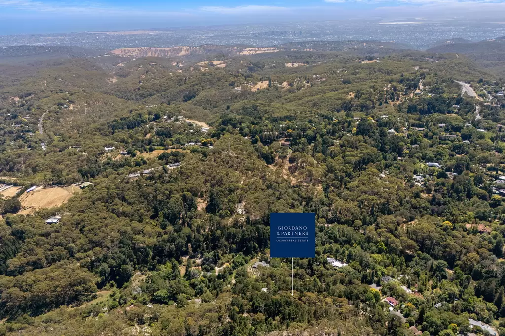 43, Sturt Valley Road, Stirling Auction by Giordano & Partners