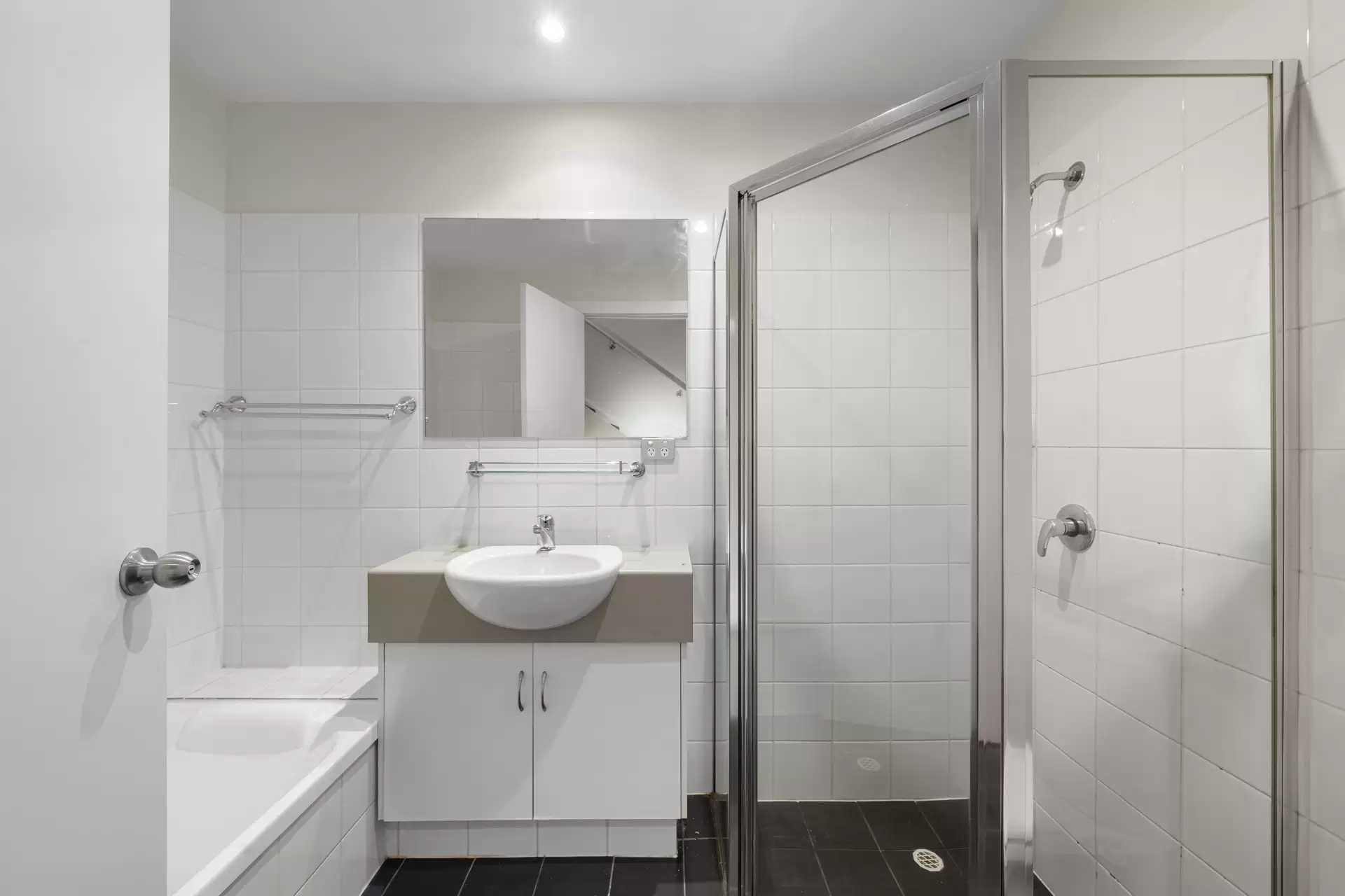 1/12 Toms Court, Adelaide Leased by Giordano & Partners - image 8