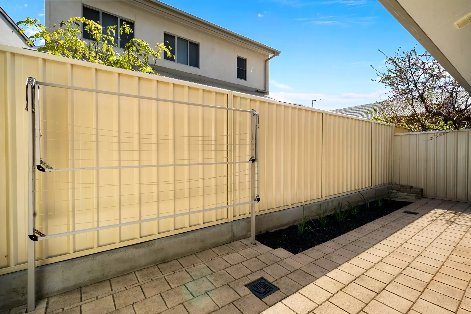 15 Lawton Crescent, Woodville West Leased by Giordano & Partners - image 14