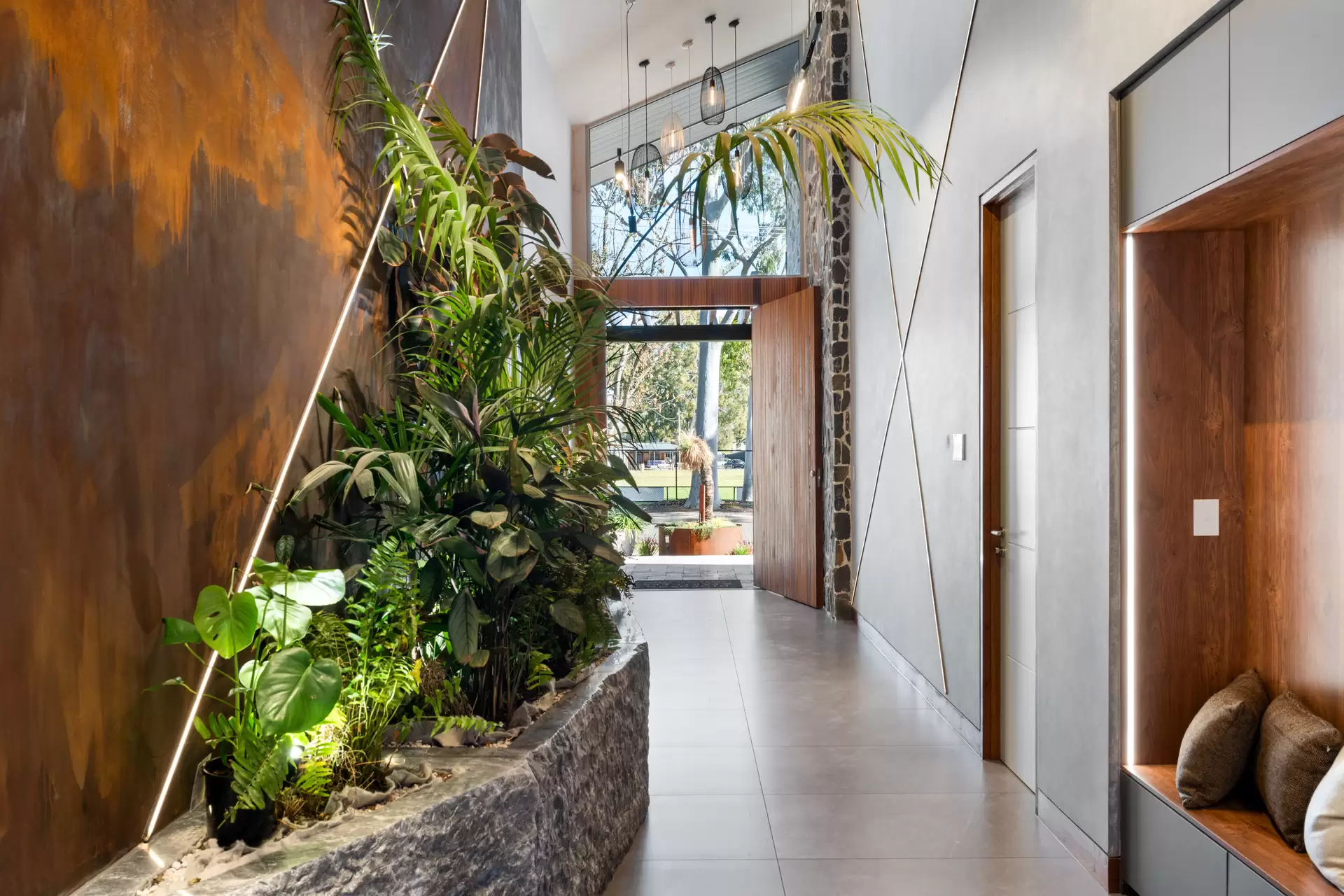 Hawthorn For Sale by Giordano & Partners - image 31