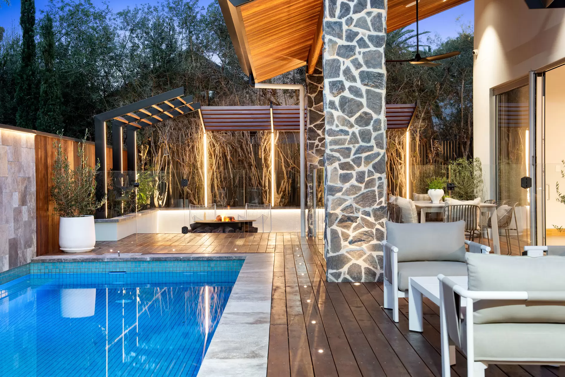 Hawthorn For Sale by Giordano & Partners - image 14