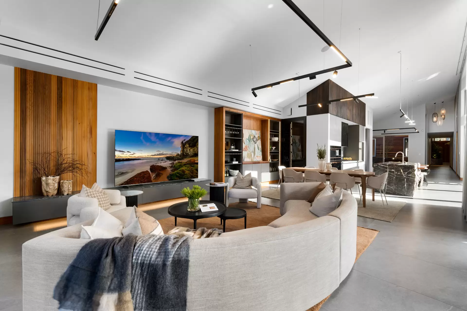 Hawthorn For Sale by Giordano & Partners - image 6