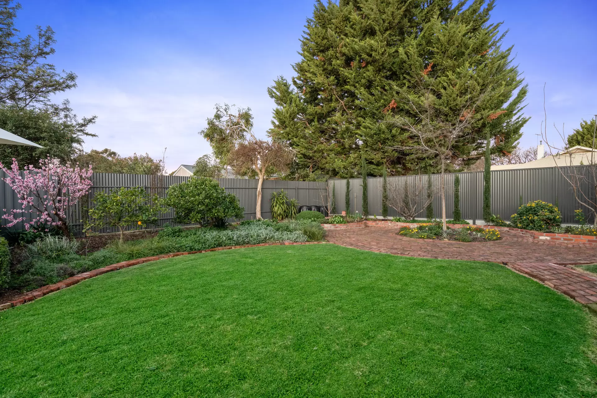 99 Fifth Avenue, Joslin Sold by Giordano & Partners - image 19