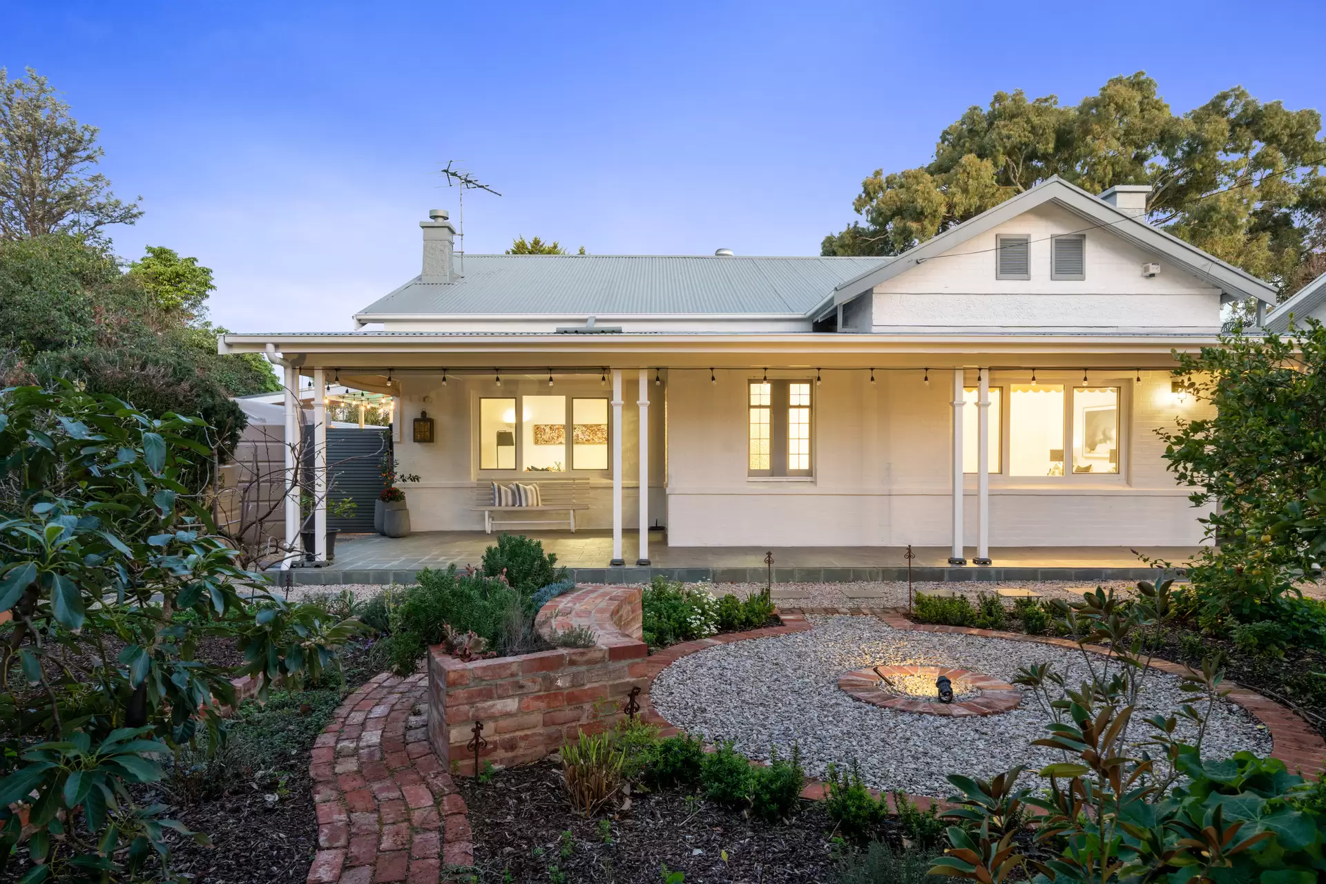 99 Fifth Avenue, Joslin Sold by Giordano & Partners - image 2