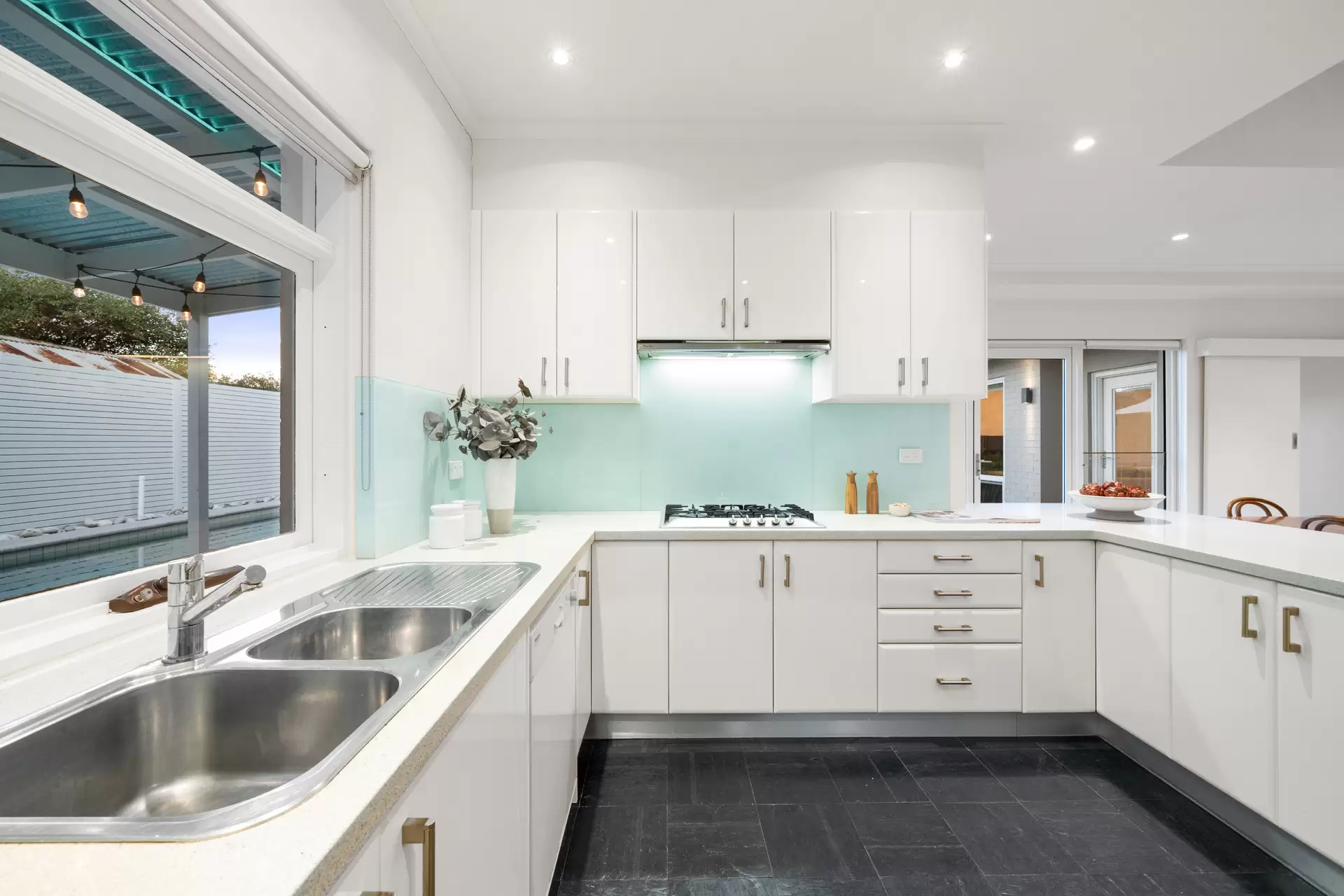 99 Fifth Avenue, Joslin Sold by Giordano & Partners - image 11