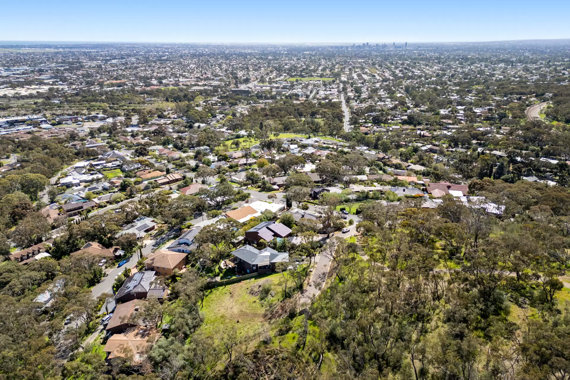 1 Seaview Crescent, Panorama For Sale by Giordano & Partners - image 3