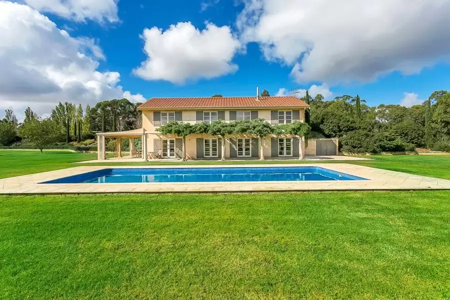 71 Davis Road, Macclesfield Sold by Giordano & Partners - image 3