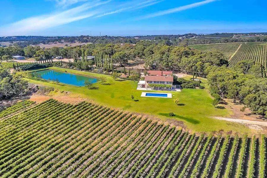 71 Davis Road, Macclesfield Sold by Giordano & Partners - image 1