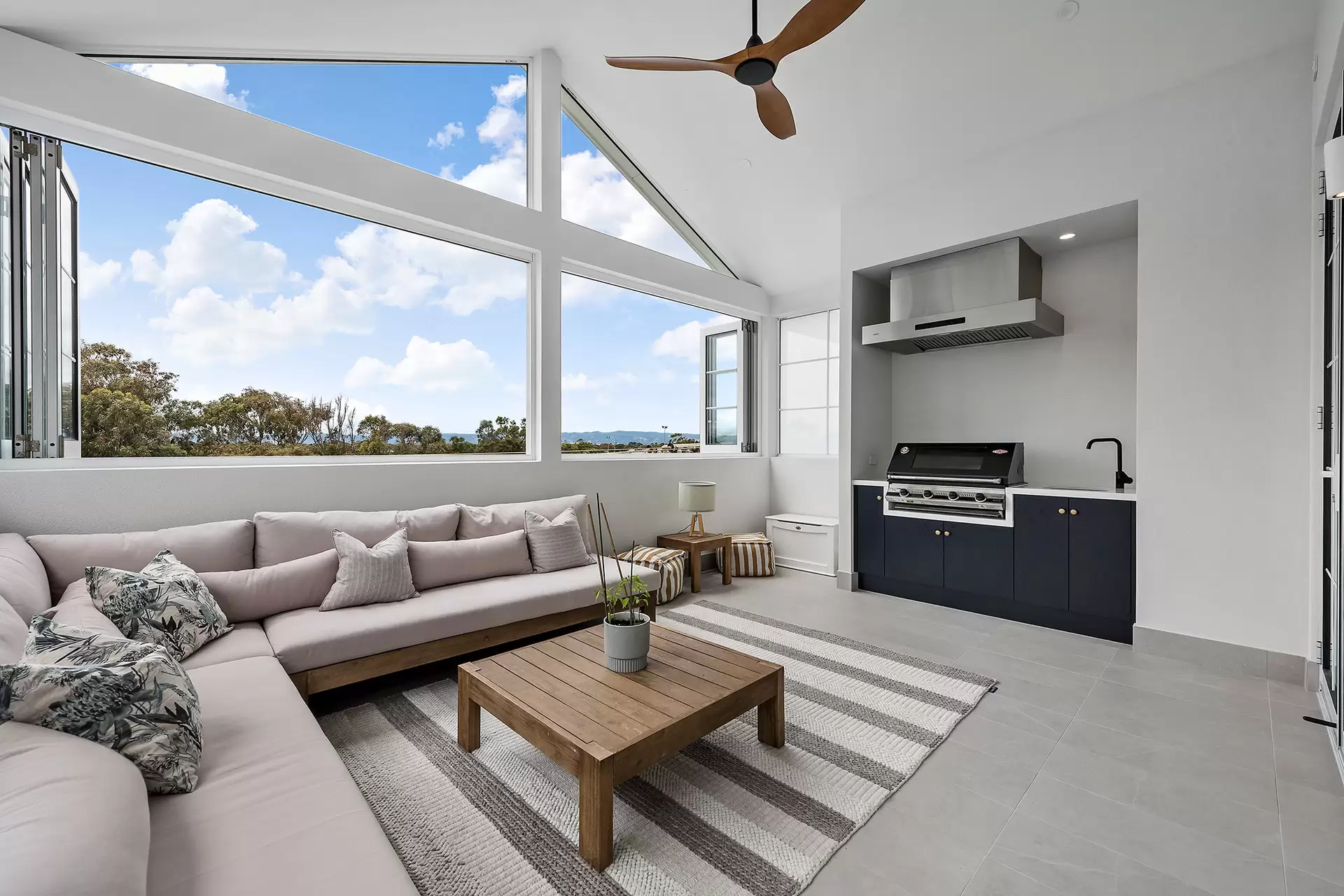 24 Seaview Road, Tennyson Leased by Giordano & Partners - image 7