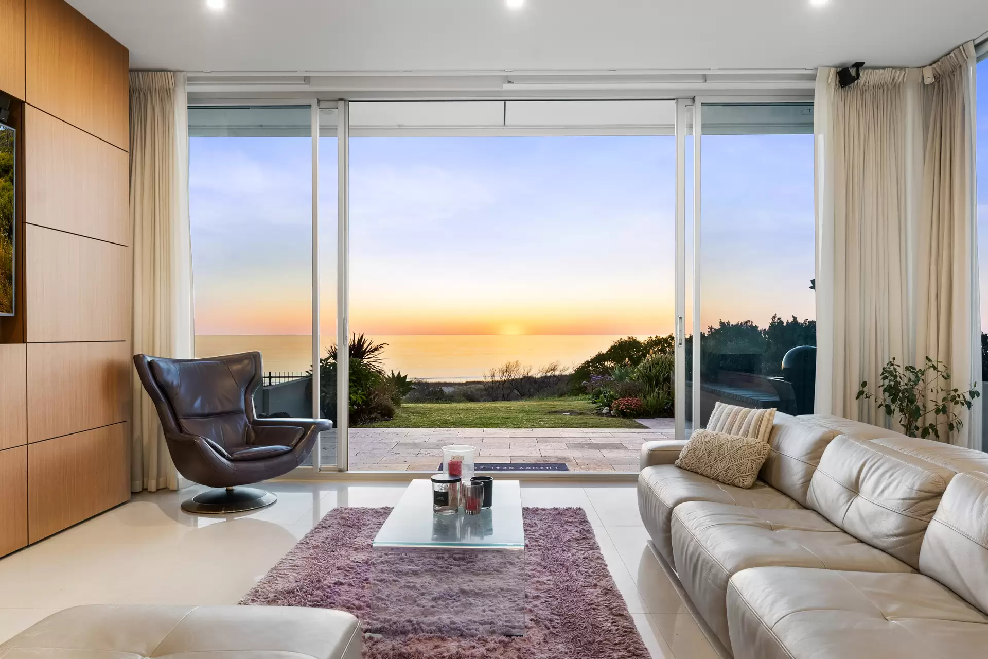 125b Seaview Road, Tennyson Leased by Giordano & Partners - image 1