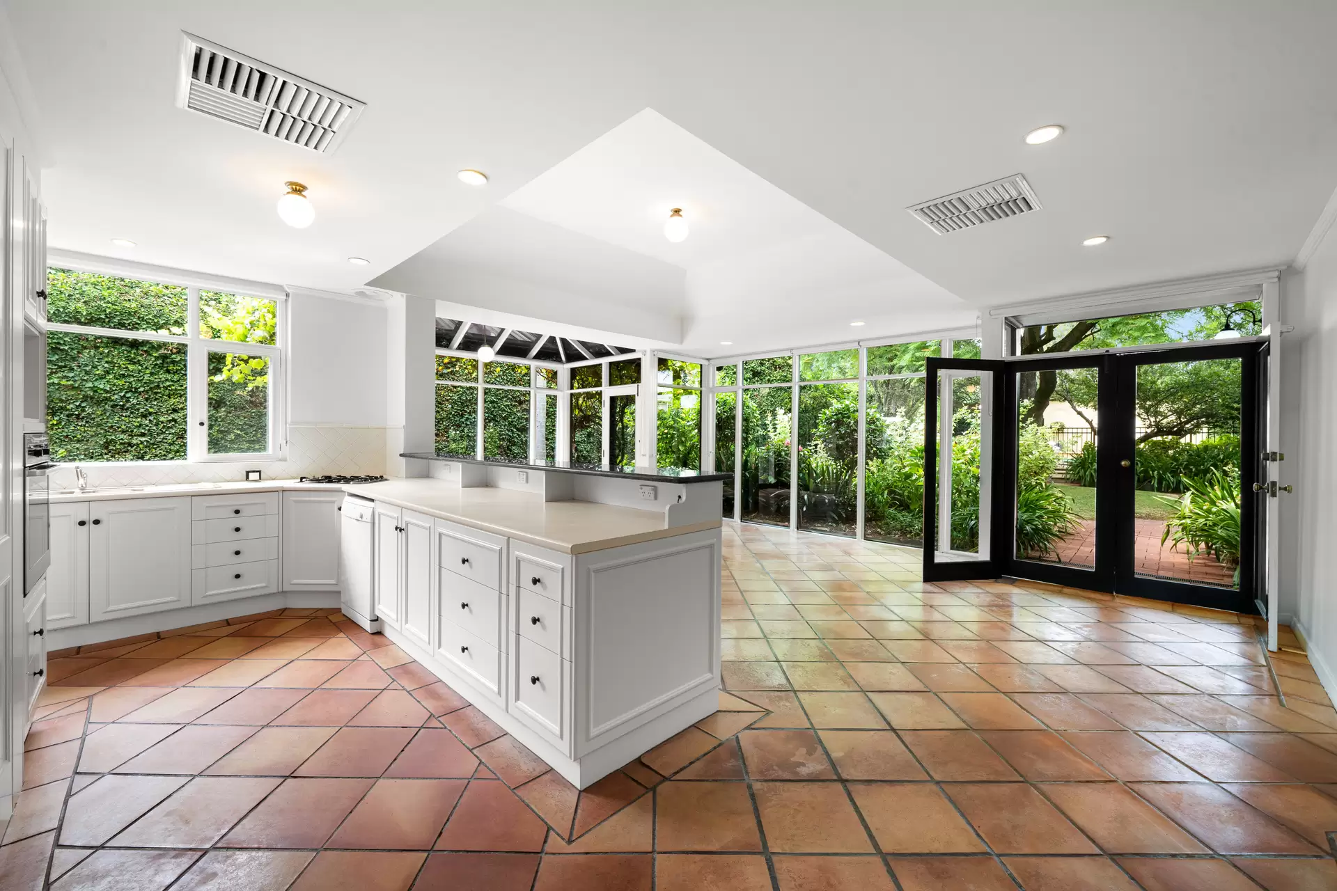 16 Elizabeth Street, Eastwood Leased by Giordano & Partners - image 9