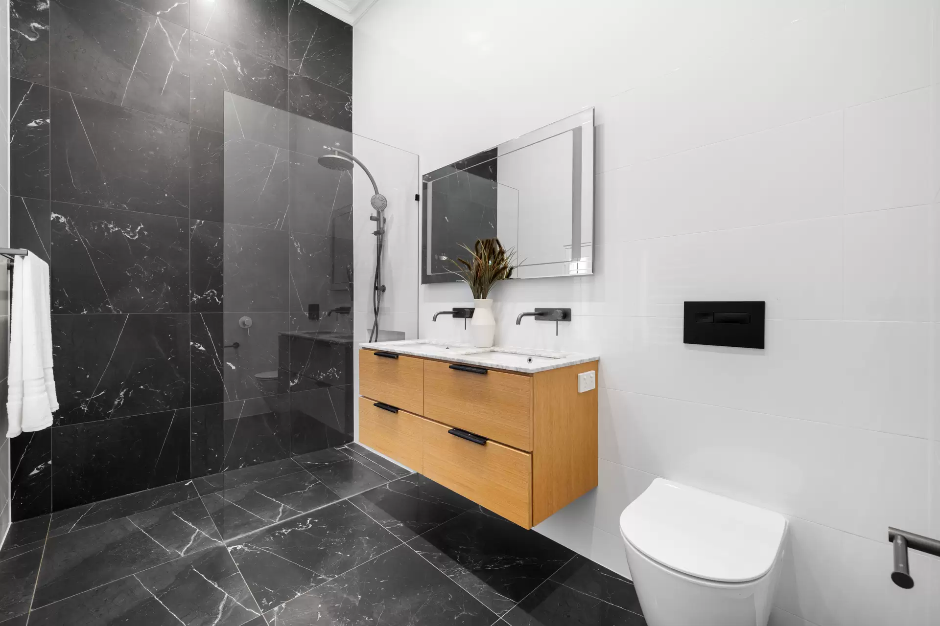 28 Marlborough Street, Malvern Leased by Giordano & Partners - image 16