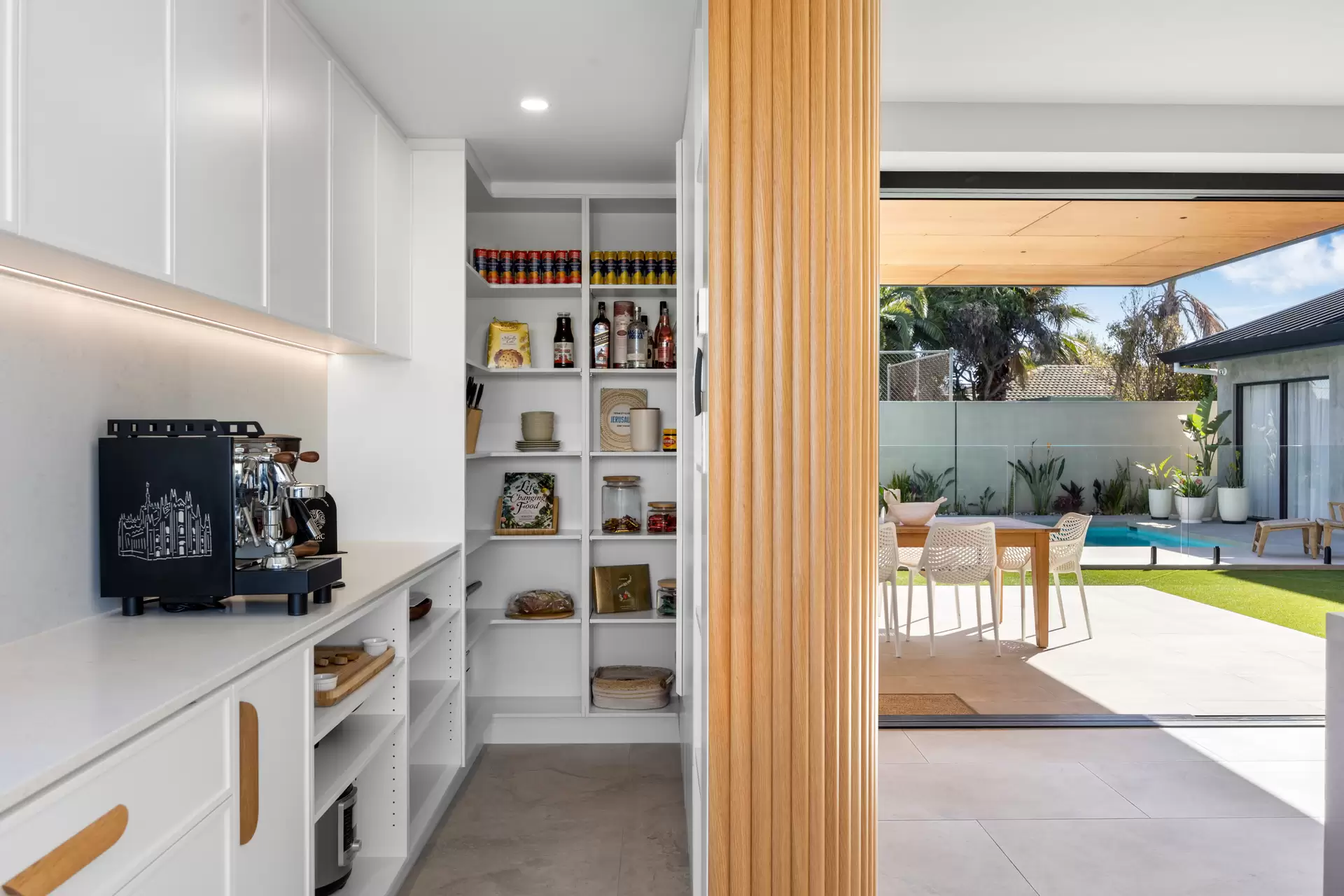 1 Coronado Court, West Lakes Shore Sold by Giordano & Partners - image 7