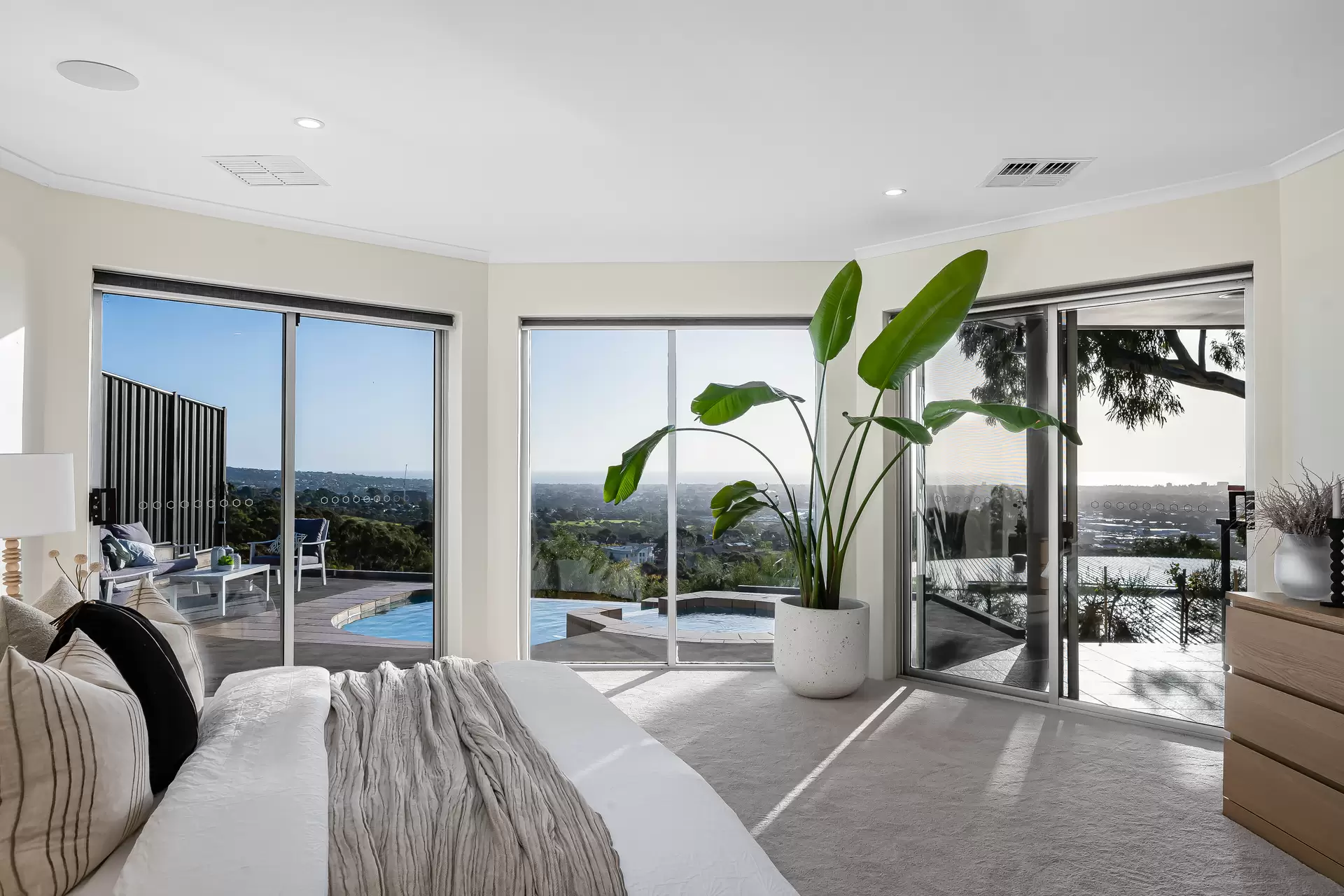 2 Riviera Court, Pasadena For Lease by Giordano & Partners - image 15