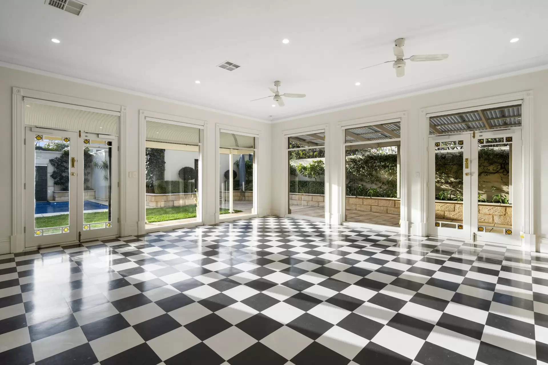 36 Seventh Avenue, St Peters Leased by Giordano & Partners - image 5