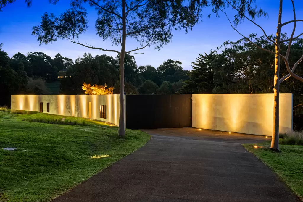 14 Williams Road, Heathfield For Sale by Giordano & Partners